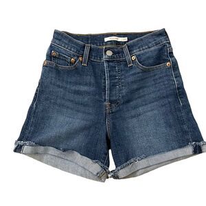 Levi’s ~ Wedgie denim shorts ~ button fly ~ high waist ~ size 25